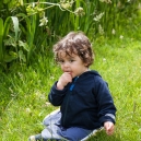 Eric in deep thoughts at the parking spot in the grass at Port Quin